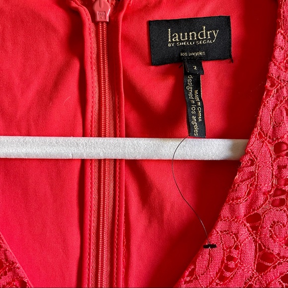 Laundry by Shelli Segal NWT Red Lace Crochet Bell Sleeve Dress in Hibiscus - Picture 10 of 13